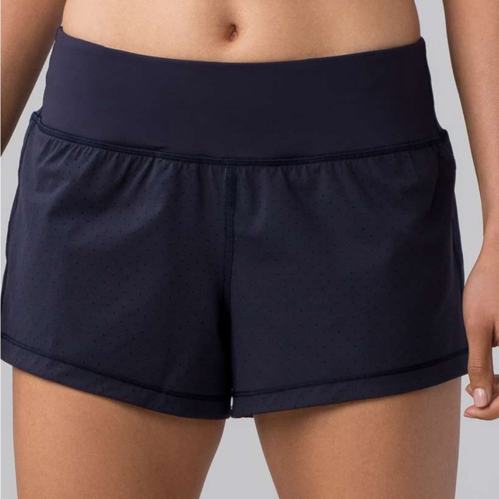Lululemon Final Lap Short (2.5")
Midnight Navy